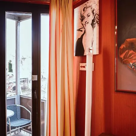 Design אוזקירכן