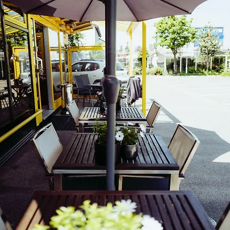 מלון Design אוזקירכן