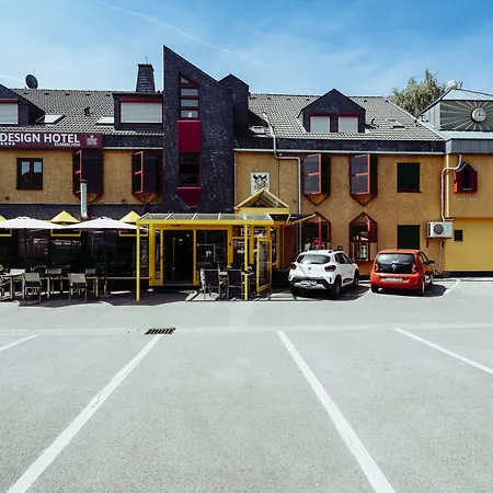 Design מלון אוזקירכן