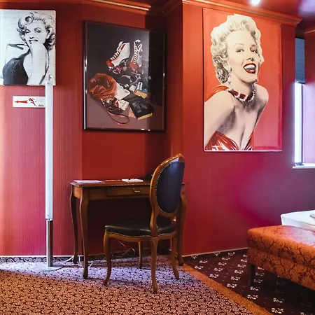 Hotel Design 4*