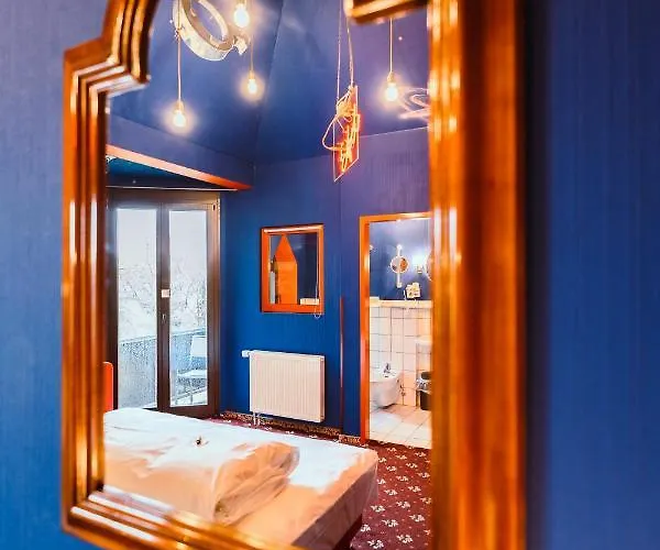 Design אוזקירכן